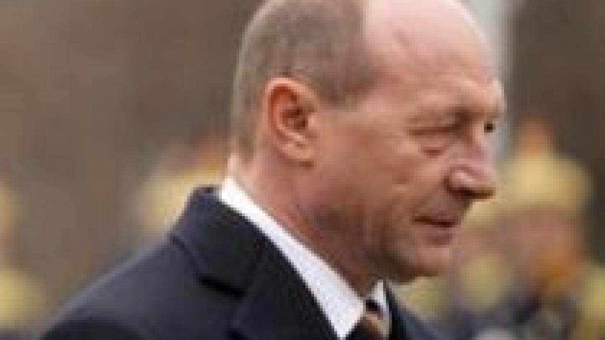 Traian Băsescu nu acceptă titlul de membru de onoare al Academiei Oamenilor de Ştiinţă
