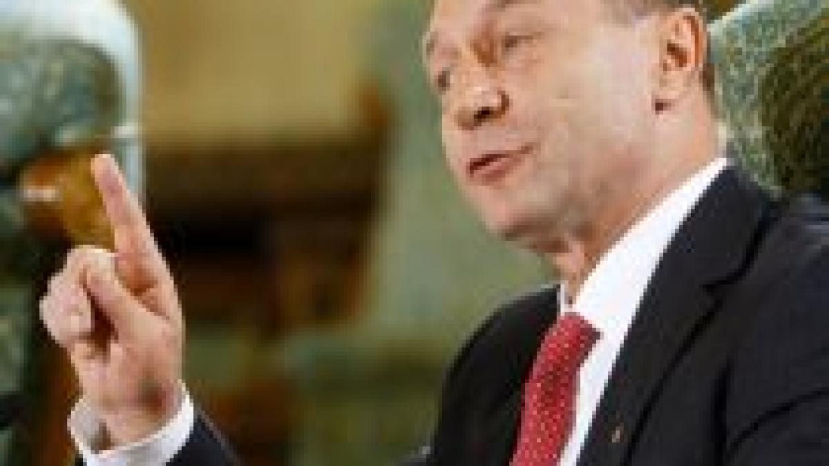 Băsescu i-a invitat din nou la Cotroceni pe liderii PNL şi PSD, marţi la 18.00 (VIDEO)