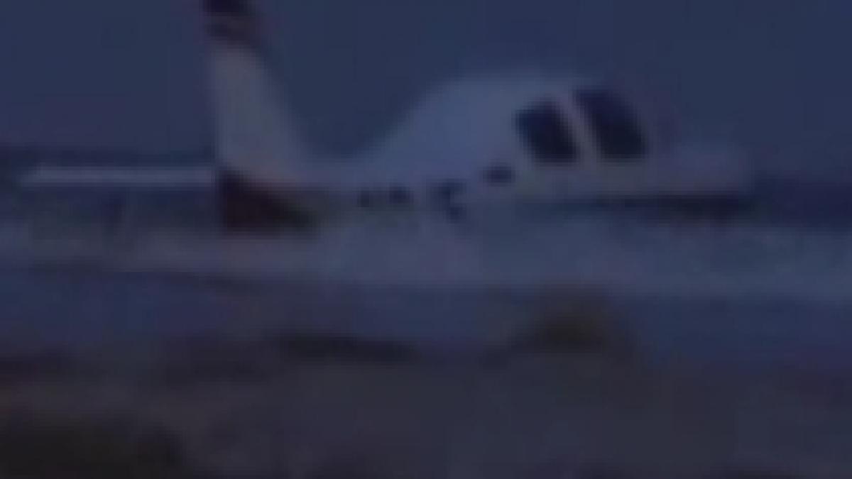 A fost omorât de un avion în timp ce alerga pe plajă (VIDEO)