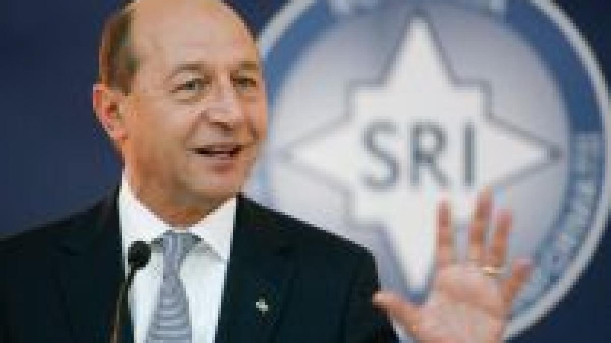 Băsescu: Am convingerea că nimeni nu mai poate influenţa politic SRI şi SIE (VIDEO)