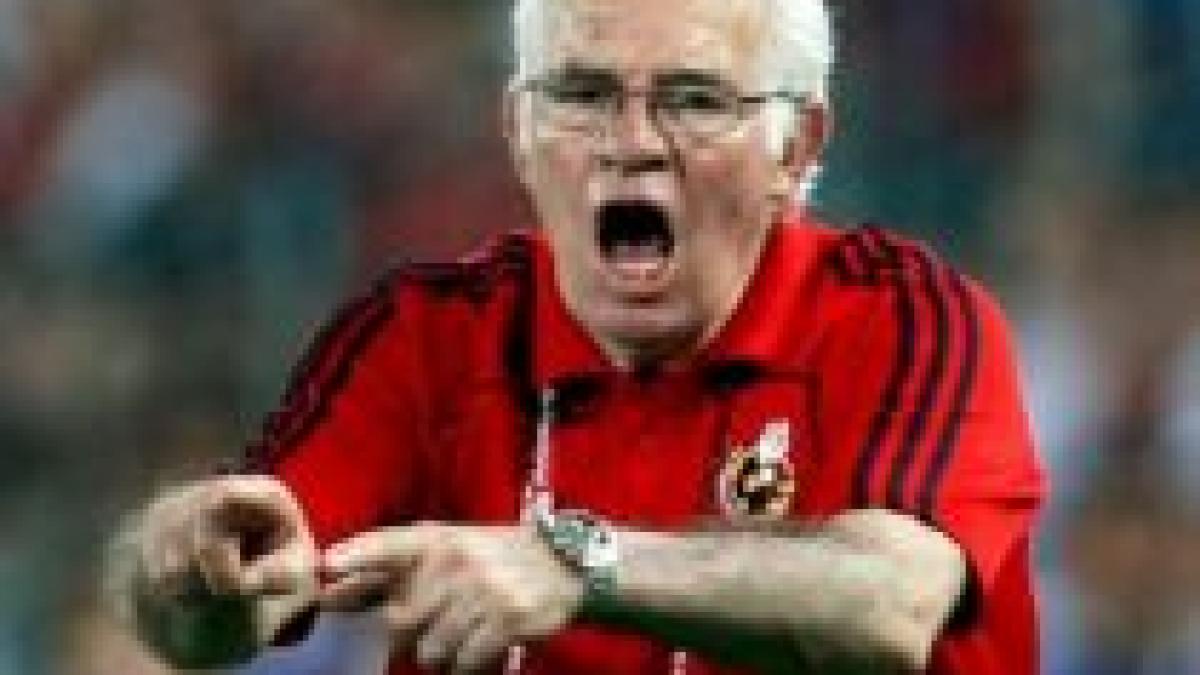 Luis Aragones preia Sevilla la 71 de ani, la nici o zi după demiterea lui Jimenez