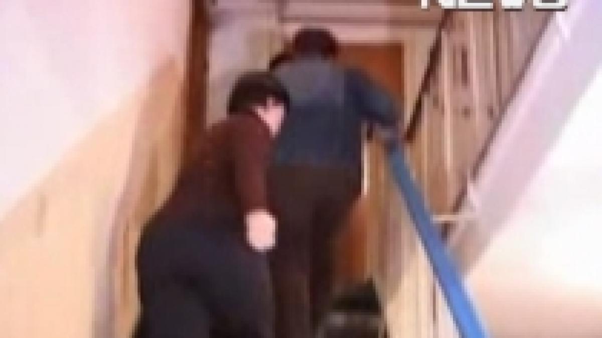 Crimă în Dâmboviţa: Doi bătrâni au fost găsiţi morţi în propria casă (VIDEO)
