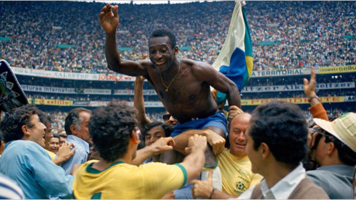 pele70.jpg