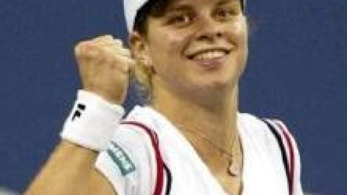 Kim Clijsters trece de Henin în duelul belgienelor la Miami şi va juca finala cu Venus Williams