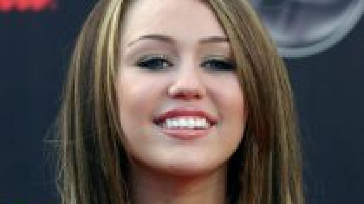 Miley Cyrus se mărită imediat după ce devine majoră