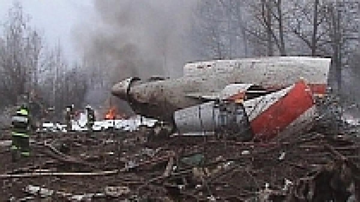 Rusia: Cel mai probabil, avionul prezidenţial polonez s-a prăbuşit din eroare de pilotaj