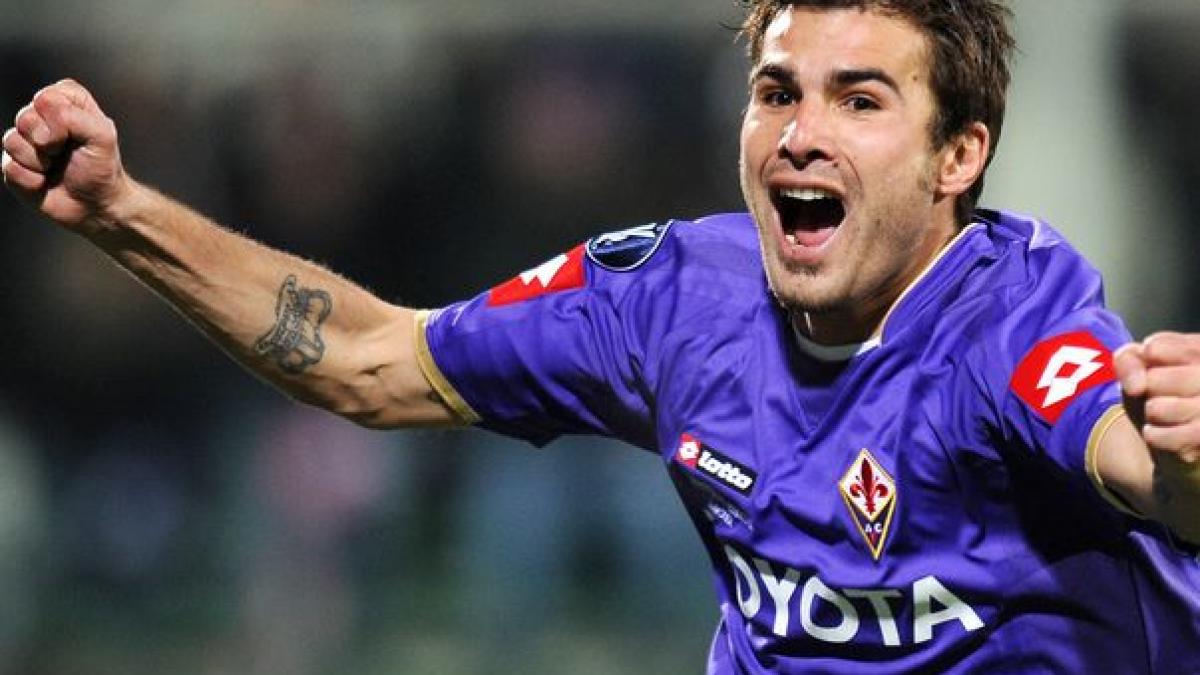 Mutu vrea să rămână la Fiorentina pentru că "se simte dator faţă de club"