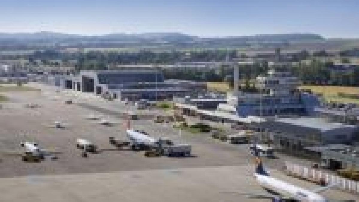 Companiile aeriene solicită "reevaluarea imediată" a restricţiilor de zbor în Europa