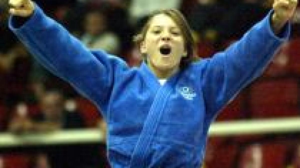 Corina Căprioriu aduce un nou aur României la Europenele de Judo