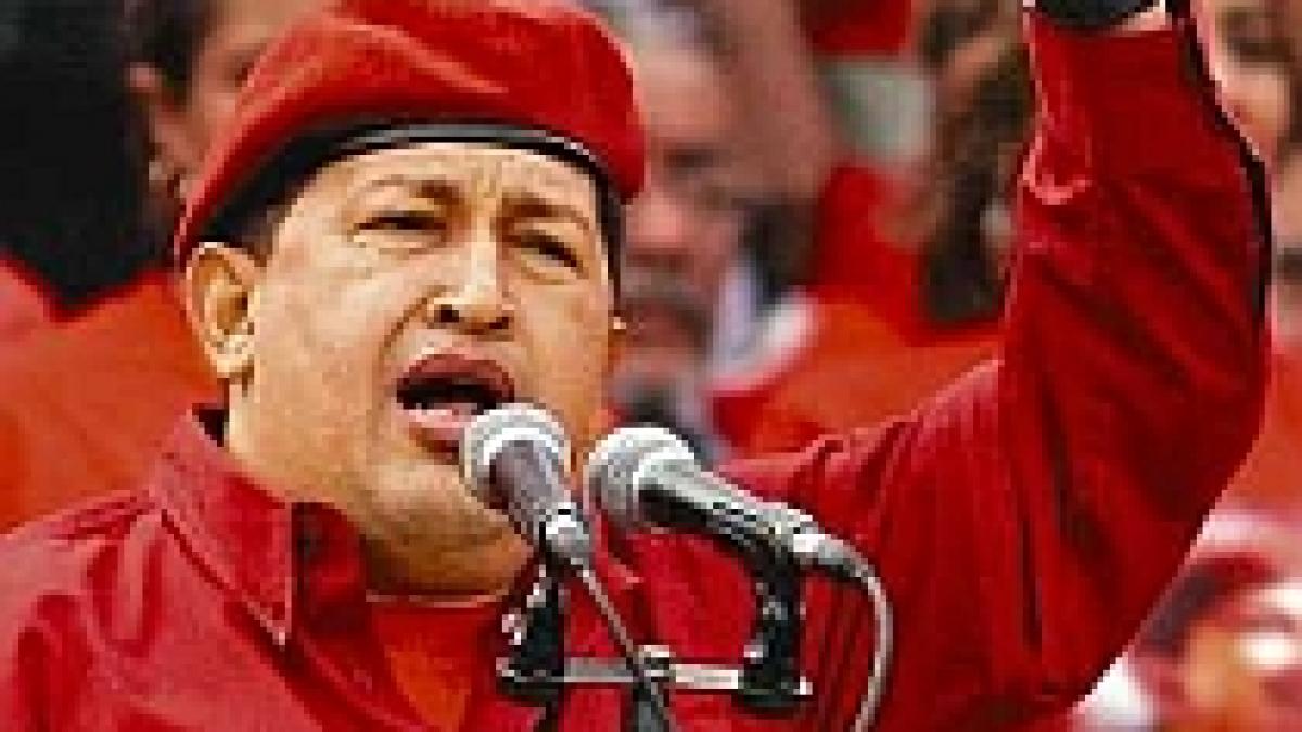 Chavez respinge acuzaţiile de ?cubanizare? a armatei Venezuelei 
