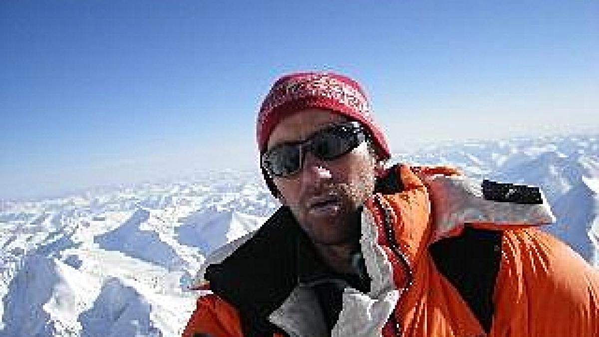 Colegul alpinistului Colibăşanu a murit la 7.500 de metri, după ce cucerise vârful Annapurna