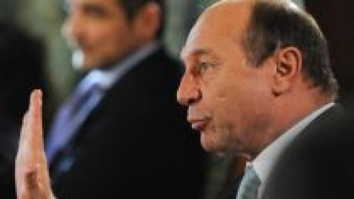 Băsescu: Orice venit trebuie impozitat. Nicio ţară nu-şi permite să cumpere pamperşi ca România (VIDEO)