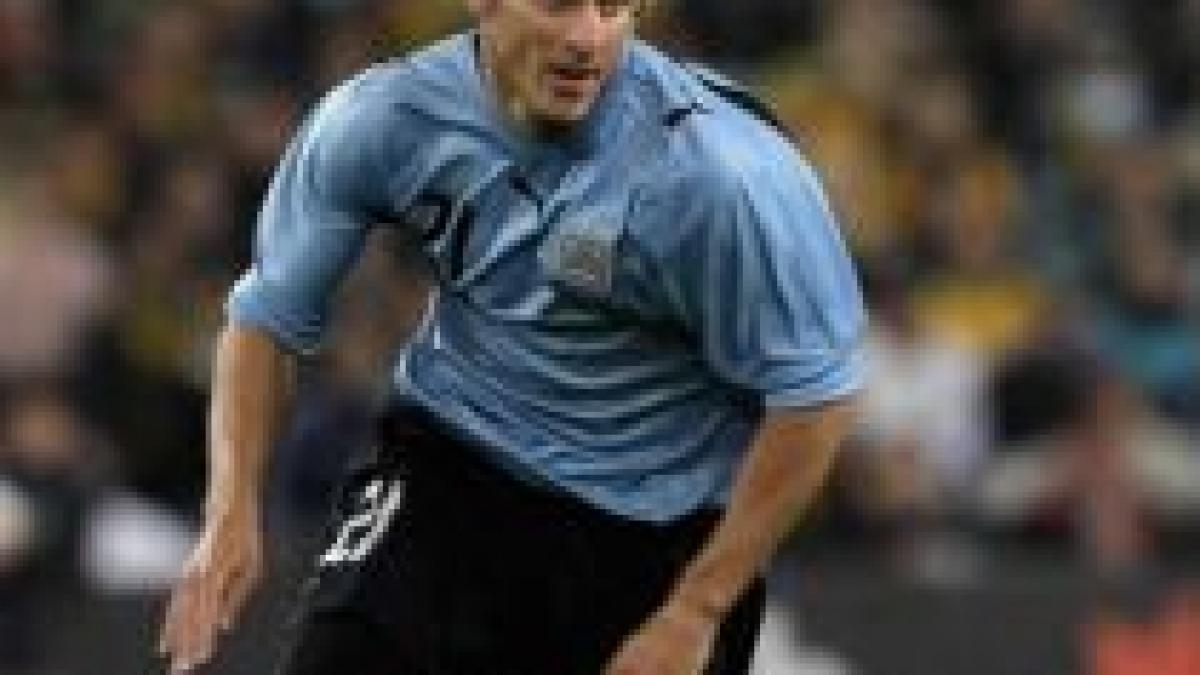 Forlan şi Suarez, vedetele din lotul Uruguay-ului pentru Cupa Mondială