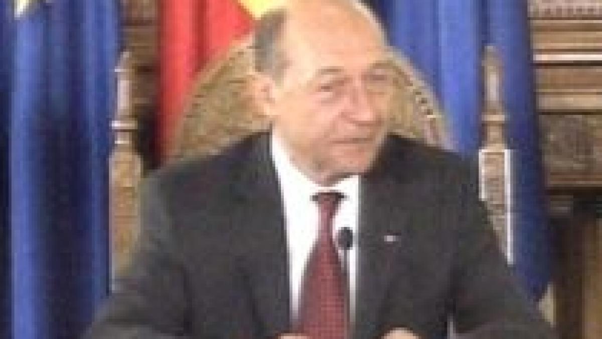 Băsescu: Guvernul Boc nu trebuie să demisioneze acum (VIDEO)