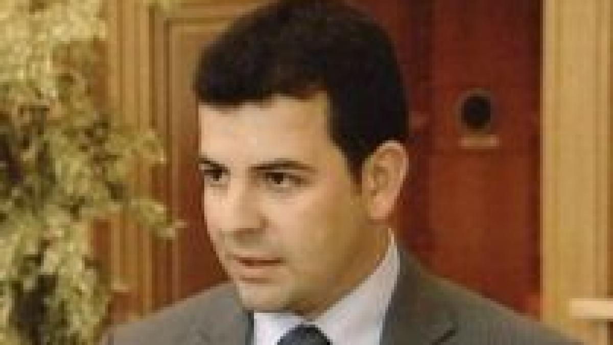 PC candidează singur la locale, posibil şi la viitoarele parlamentare