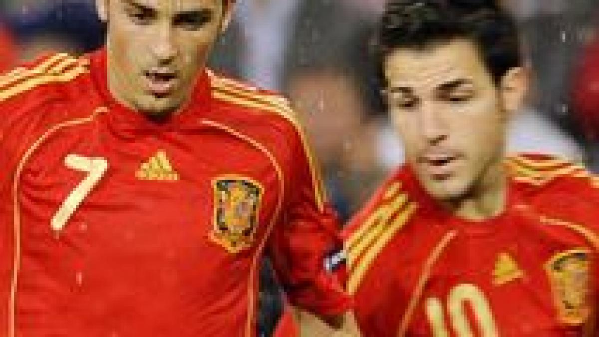 Barcelona negociază transferurile lui Cesc Fabregas şi David Villa. Henry, spre New York