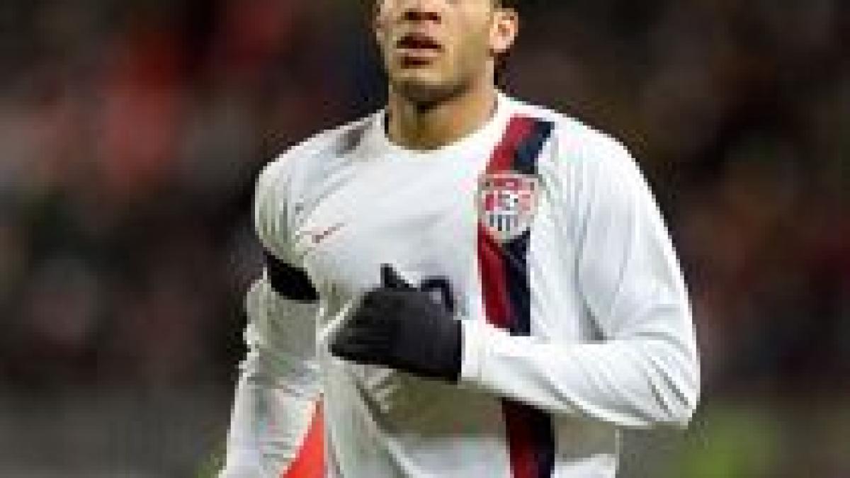 Onyewu i-a impresionat pe şefii lui AC Milan. A propus să joace pe gratis