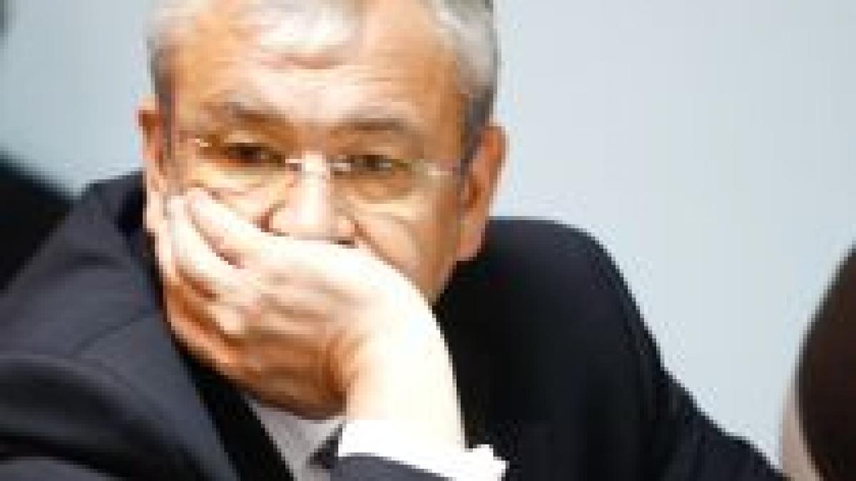 Întâlnire între sindicate, premierul Emil Boc şi ministrul Sebastian Vlădescu 