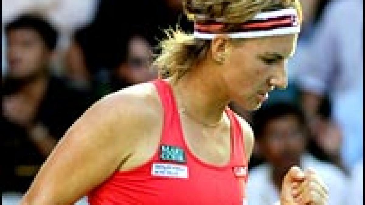 Sorana Cîrstea a fost eliminată în primul tur la Roland Garros, după un start bun în faţa Svetlanei Kuzneţova