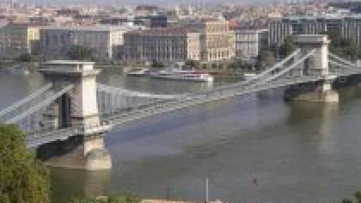 Budapesta a aprobat legea prin care maghiarii din toată lumea pot beneficia de cetăţenie ungară