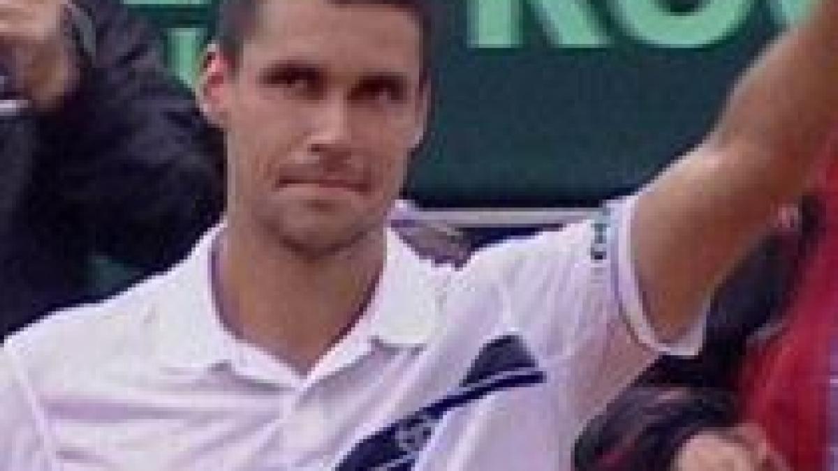 Hănescu, eliminat de Djokovic de la Roland Garros