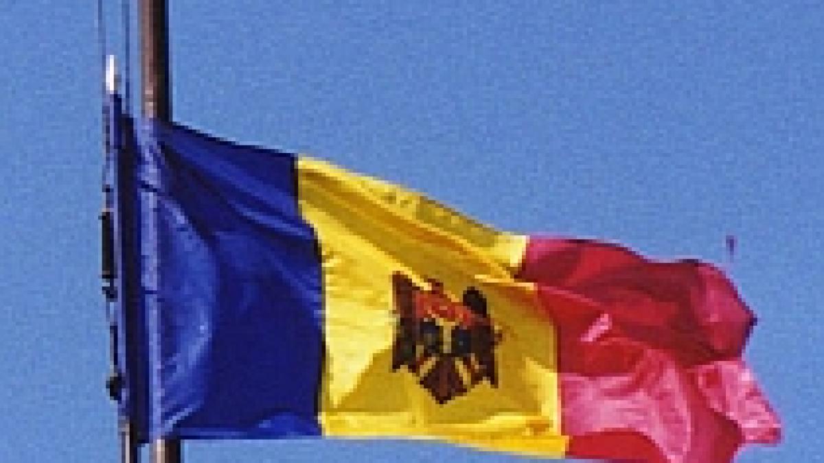 Moldova va organiza referendum şi alegeri generale anticipate
