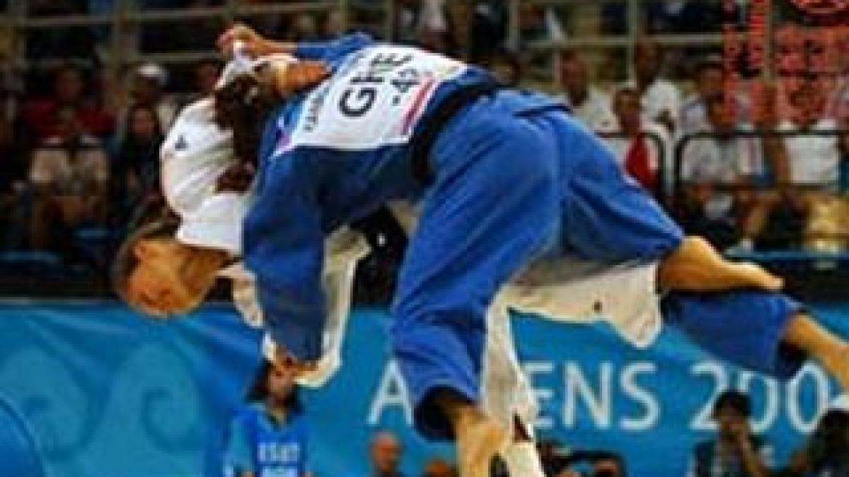 Alina Dumitru şi Corina Căprioriu, medaliate cu aur la Cupa Mondială de judo de la Bucureşti