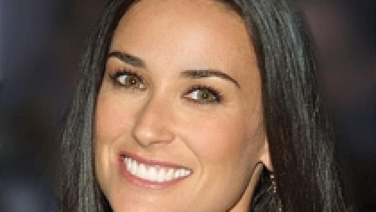 Demi Moore, plătită cu două milioane de dolari pentru a-şi publica memoriile