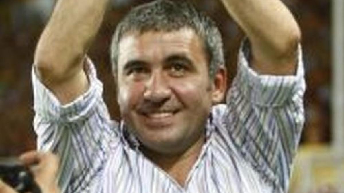 Gheorghe Hagi: "Academia de fotbal creşte frumos în fiecare zi"