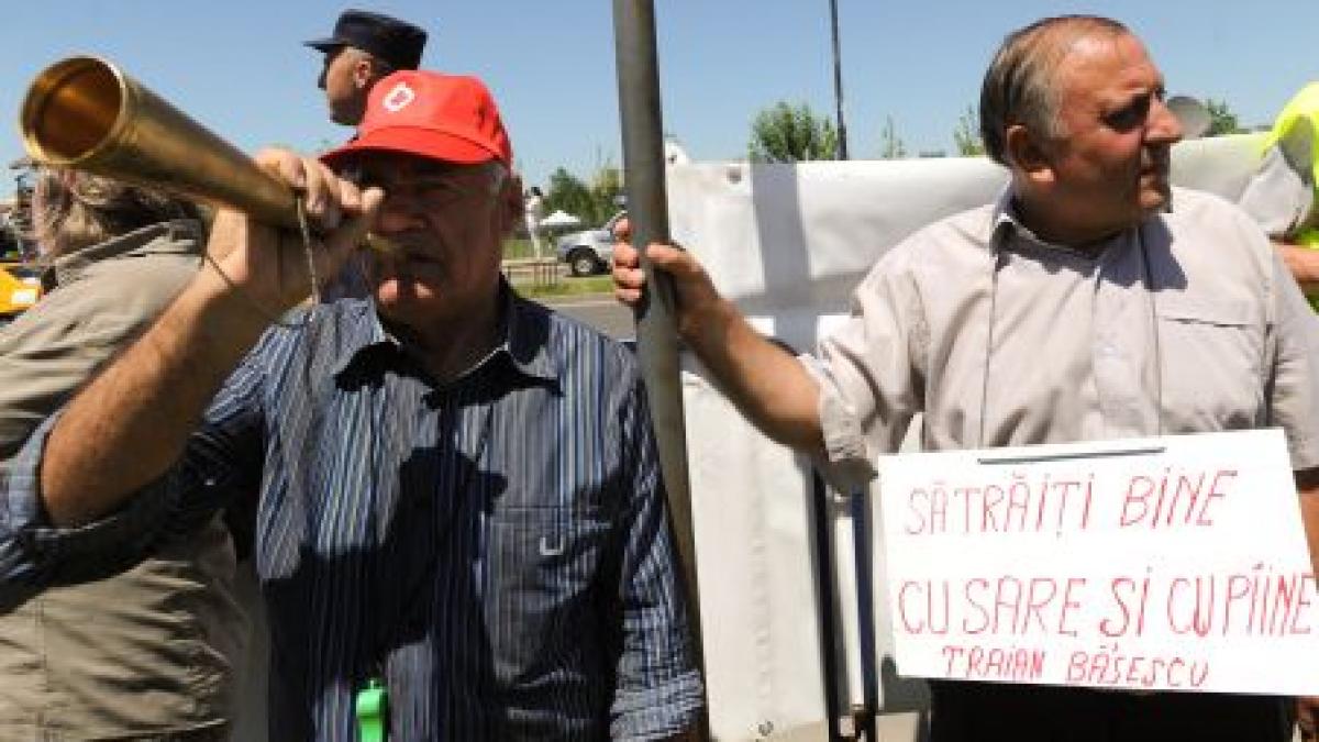 Sediul PDL Constanţa, atacat cu ouă de protestatari 