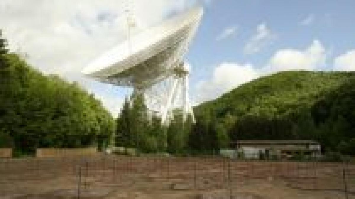 Cel mai mare radiotelescop din lume, inaugurat în Olanda