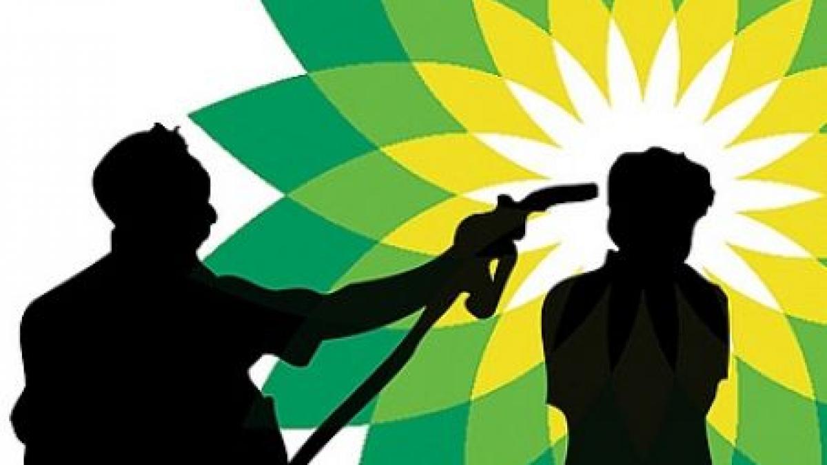 BP creează un cont blocat de 20 miliarde dolari pentru ajutarea celor afectaţi de scurgerea de petrol