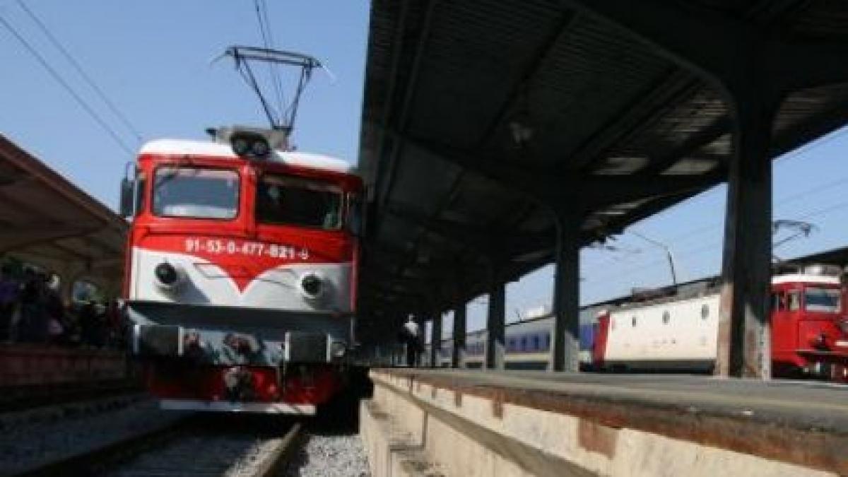 CFR Călători a trecut la "orarul" estival. Vezi programul trenurilor spre şi dinspre litoral