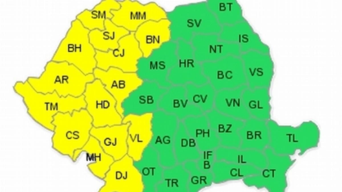 Cod galben de ploi şi vijelii în jumătatea de vest a ţării. Vezi prognoza meteo