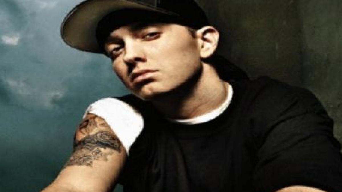 Eminem se pronunţă în favoarea căsătoriilor gay