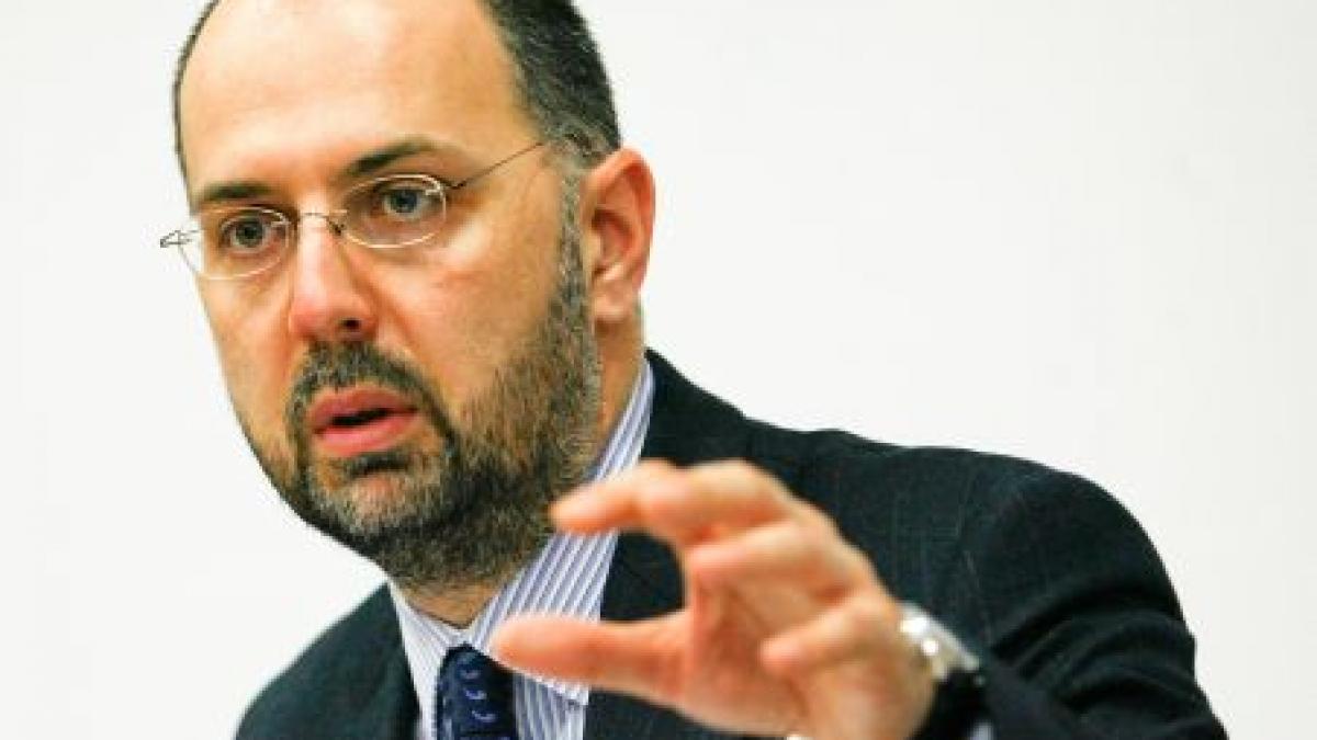 Boc, contrazis de ?colegul? Kelemen Hunor: Nu cred că prevederea despre presă era necesară în Strategie 
