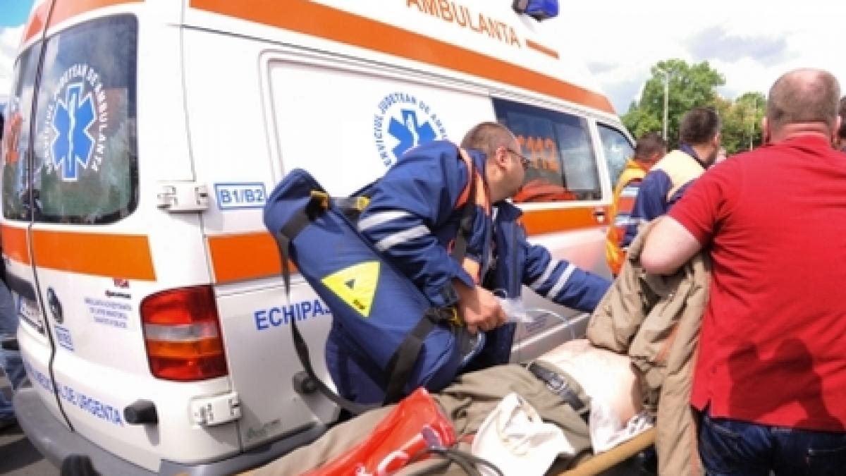 Infotrafic. A omorât un om căzut pe şosea, apoi a fugit de la locul accidentului (VIDEO)