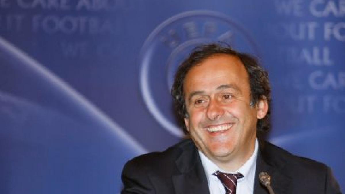 Michel Platini a fost internat de urgenţă după ce a leşinat într-un restaurant din Africa de Sud (VIDEO)