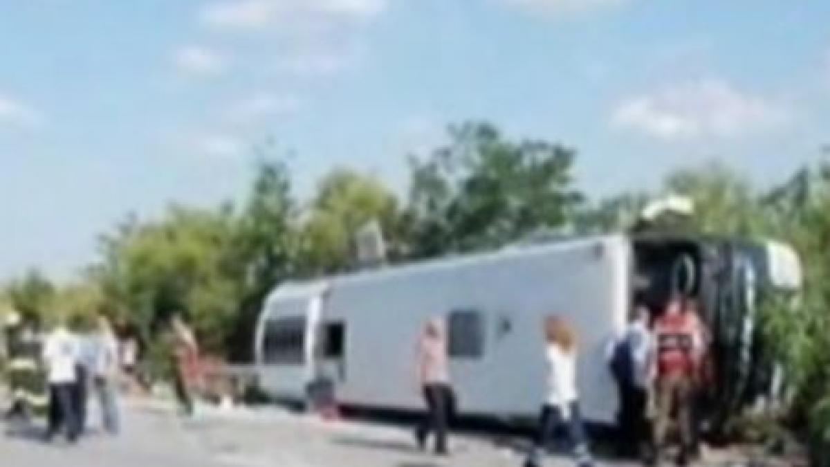 Turcia. Un român a murit, iar 11 au fost răniţi într-un accident de autocar (VIDEO)