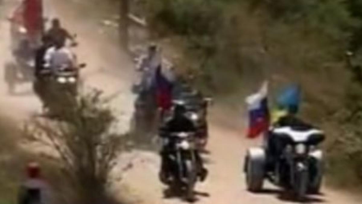 Vladimir Putin a participat la un festival moto, unde şi-a făcut apariţia pe un Harley (VIDEO)