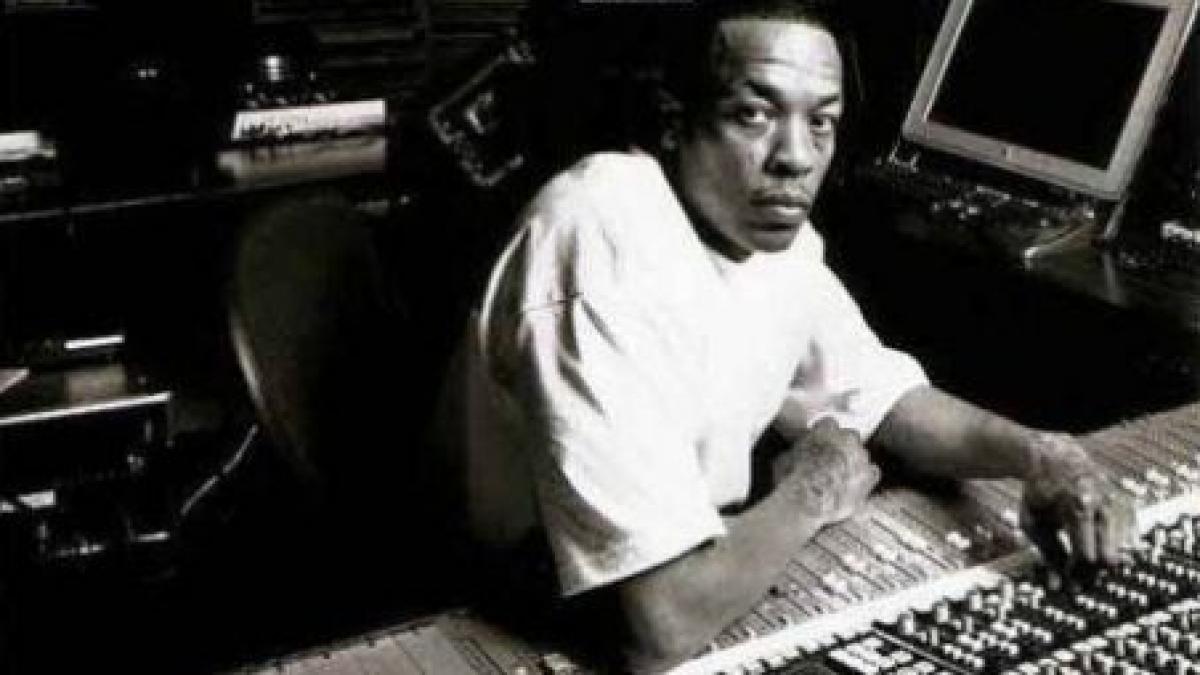 Dr. Dre, dat în judecată de Paramount Recording Studios pentru neplata sumei de 1,2 milioane de dolari