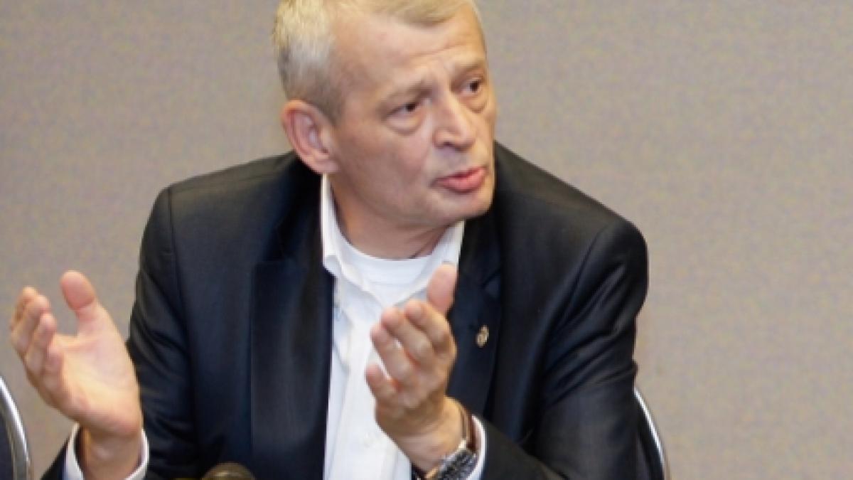 Primarii de sector îl acuză pe Sorin Oprescu de colaborare cu PDL 