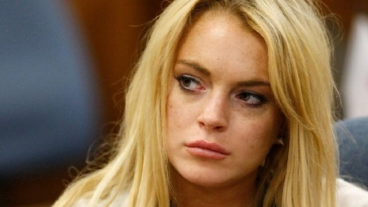 Lindsay Lohan a fost eliberată din închisoare, după 13 zile de detenţie (VIDEO)