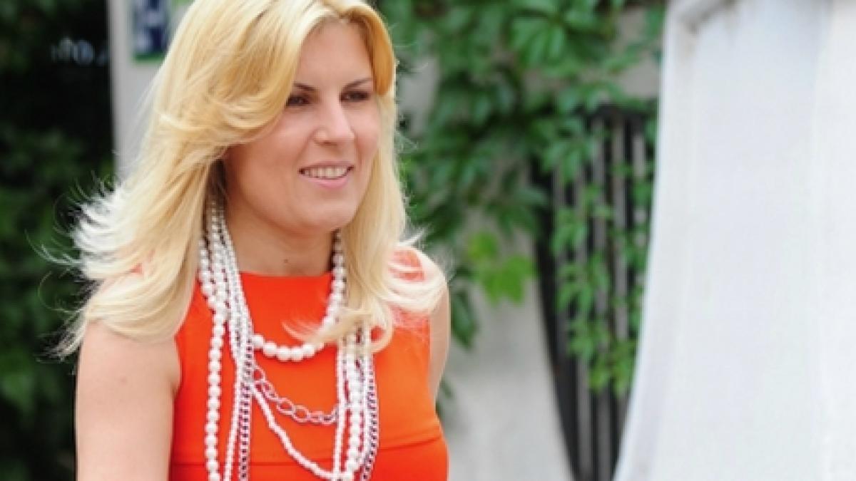 Cum visează Elena Udrea la zona umedă