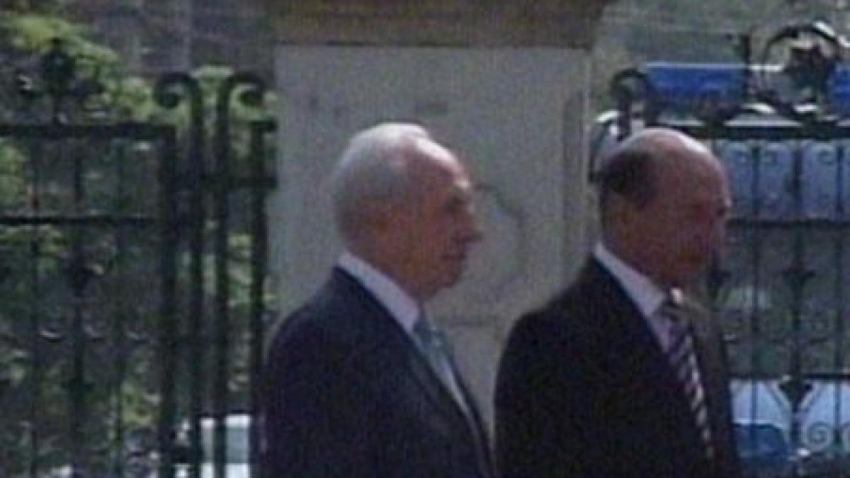 Preşedintele israelian Shimon Peres se întâlneşte cu Traian Băsescu la Cotroceni