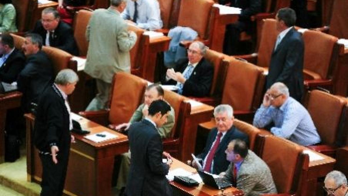 Modificare la legea ANI: Sindicaliştii nu sunt obligaţi să îşi depună declaraţiile de avere