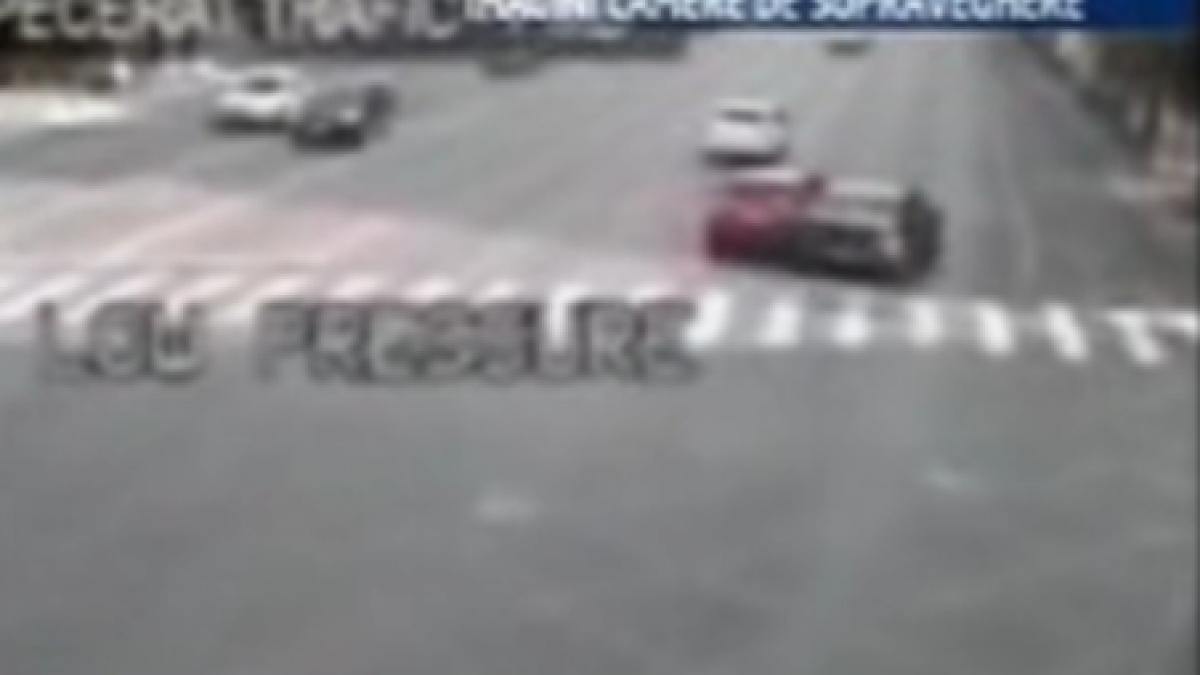 Primele imagini cu accidentul de pe Magheru, surprinse de camerele de supraveghere (VIDEO)