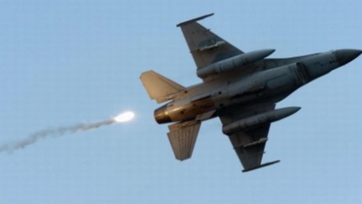 Două avioane F-16 s-au ciocnit în aer, deasupra Greciei