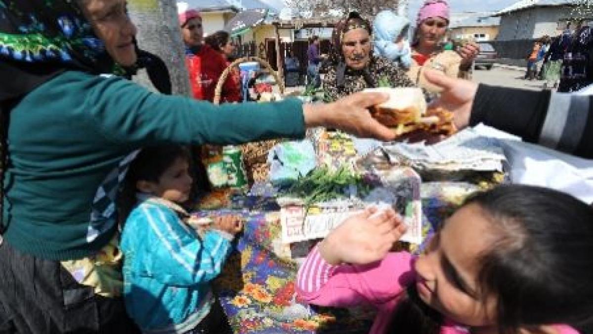 Mai mulţi romi proaspăt întorşi din Franţa au jefuit casa unui primar din Mehedinţi