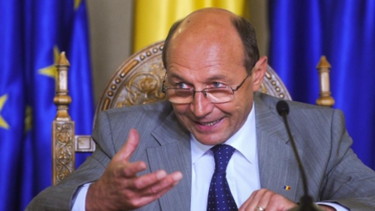 Băsescu a luat-o razna